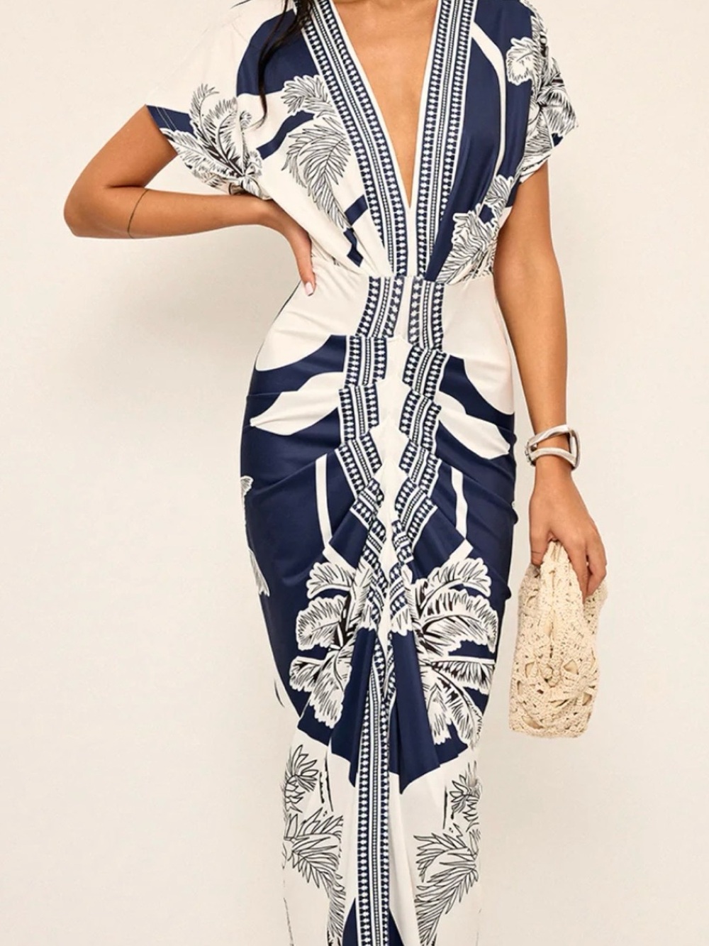 ✨ Mediterranean Escape Maxi Dress | Navy White Resort Chic ✨
NWT SIZE SMALL - Picture 2 of 9